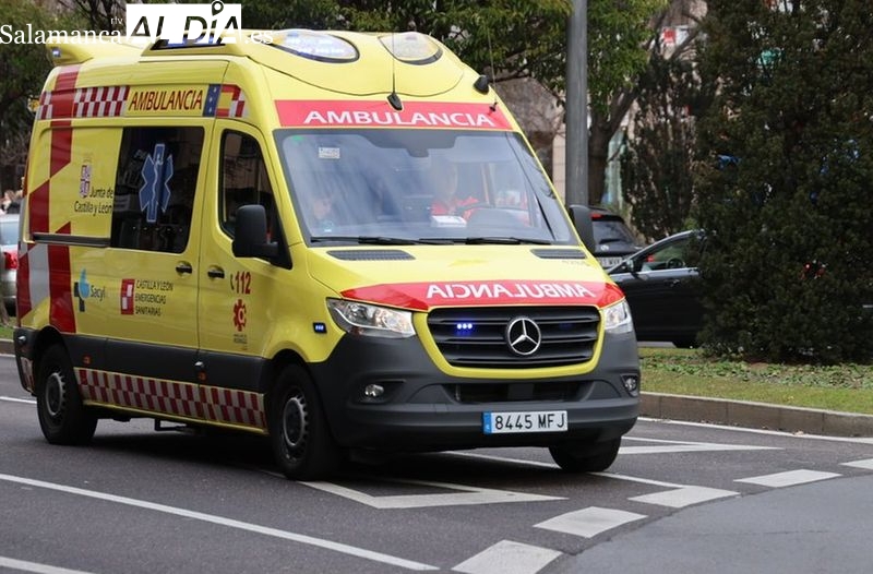 Una mujer de 66 años, atendida tras una salida de vía con su coche en la A-66 a la altura de Béjar