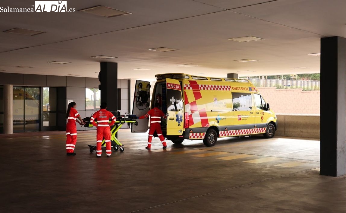 Herido un joven de 25 años tras la colisión de su patinete con un coche en la Plaza de España de Salamanca
