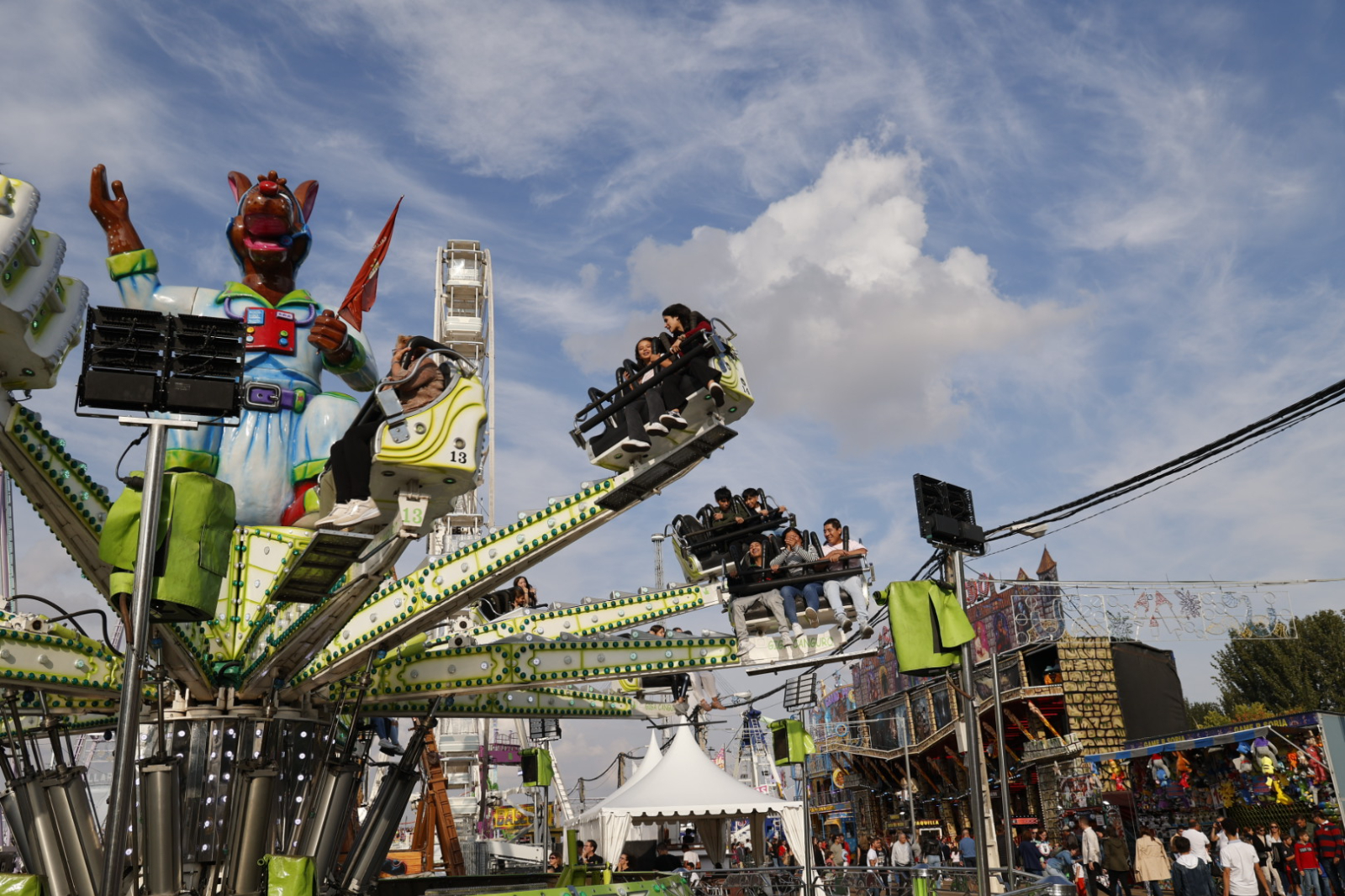 Cuenta atrás para iluminar y disfrutar de las atracciones y del circo en La Aldehuela