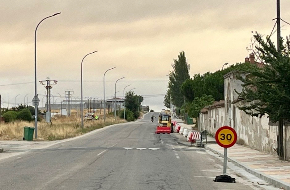 El PP logra reforzar la iluminación en la carretera de Madrid lo que mejorará la seguridad para más de 200 estudiantes