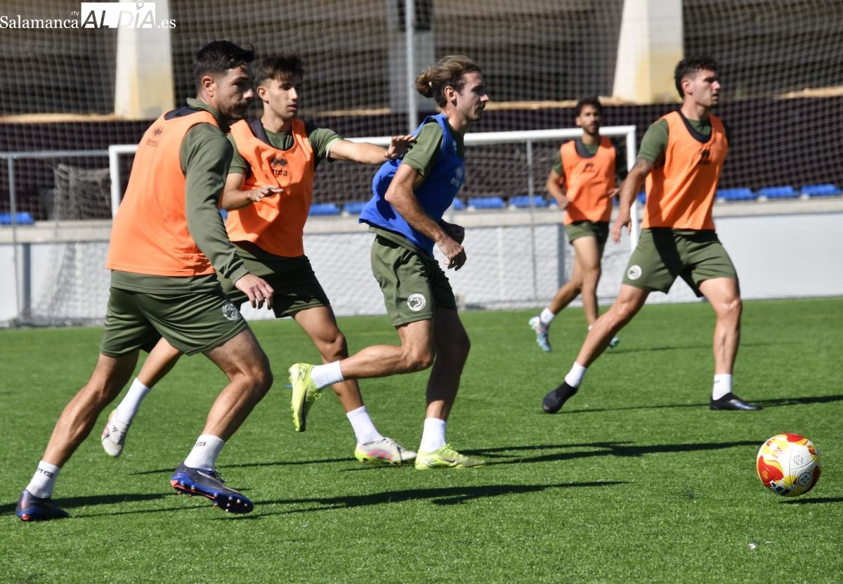 FOTOS | Piñán ya tiene fecha para el alta médica y entrena bajo las órdenes del nuevo preparador físico de Unionistas