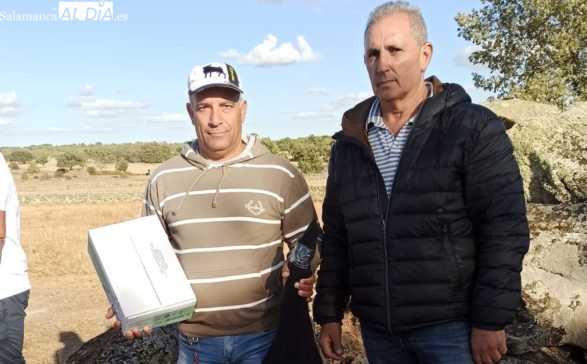 Ni el fuerte viento pudo con Juan Manuel Sanz: pleno de 20/20 en Ahigal de Villarino