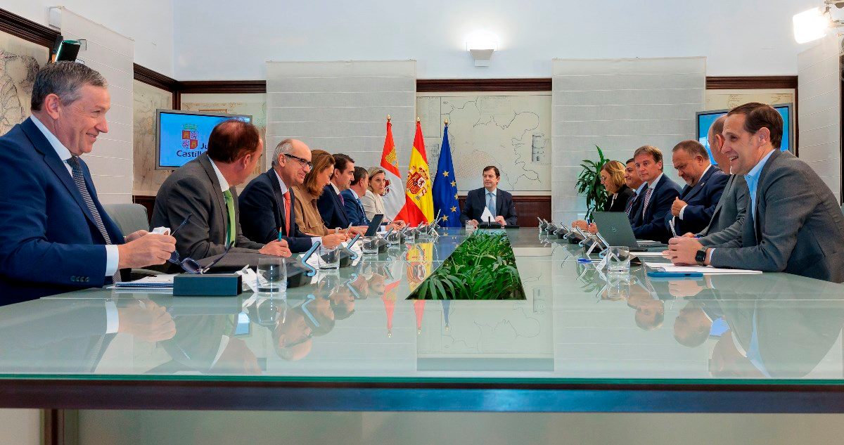 La Junta y las diputaciones refuerzan la prevención de incendios con 2 millones para el programa Montel Seguro