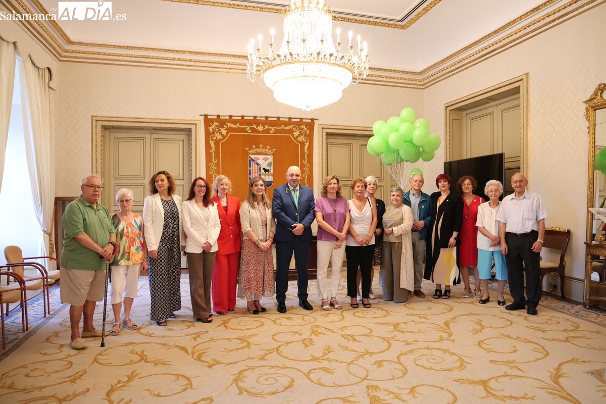 FOTOS | AFA Salamanca reivindica la igualdad de derechos para los enfermos de Alzheimer 