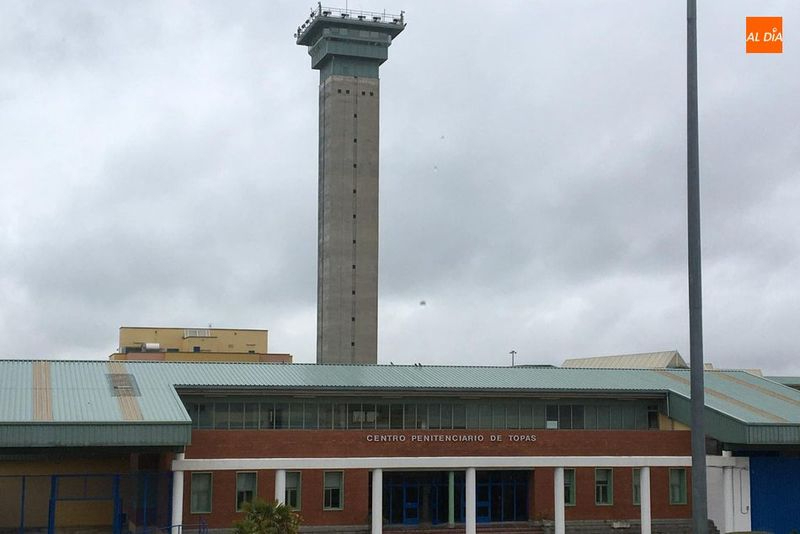 Un preso agrede a una funcionaria en la cárcel de Topas tras negarse a compartir celda