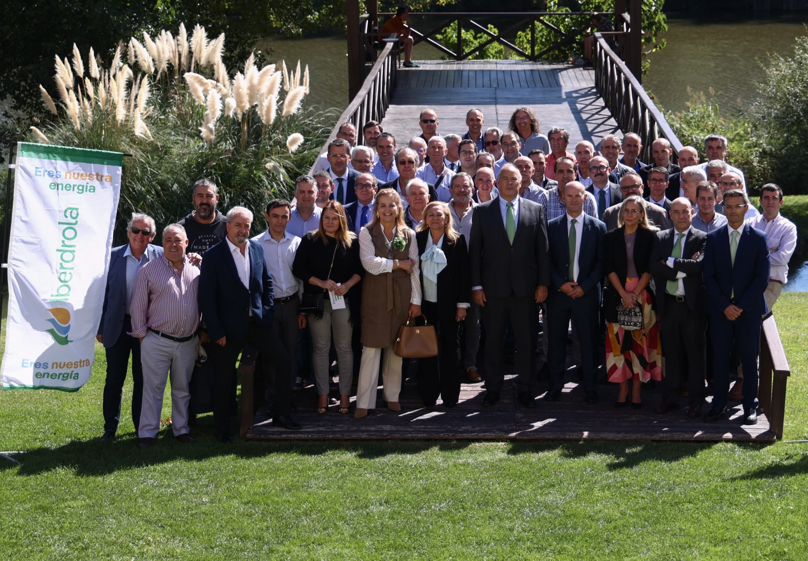 Iberdrola rinde homenaje a 65 de sus empleados más veteranos en Castilla y León