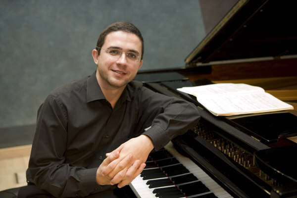 Entrada libre, este viernes, para un concierto del pianista Pablo López Callejo en Salamanca