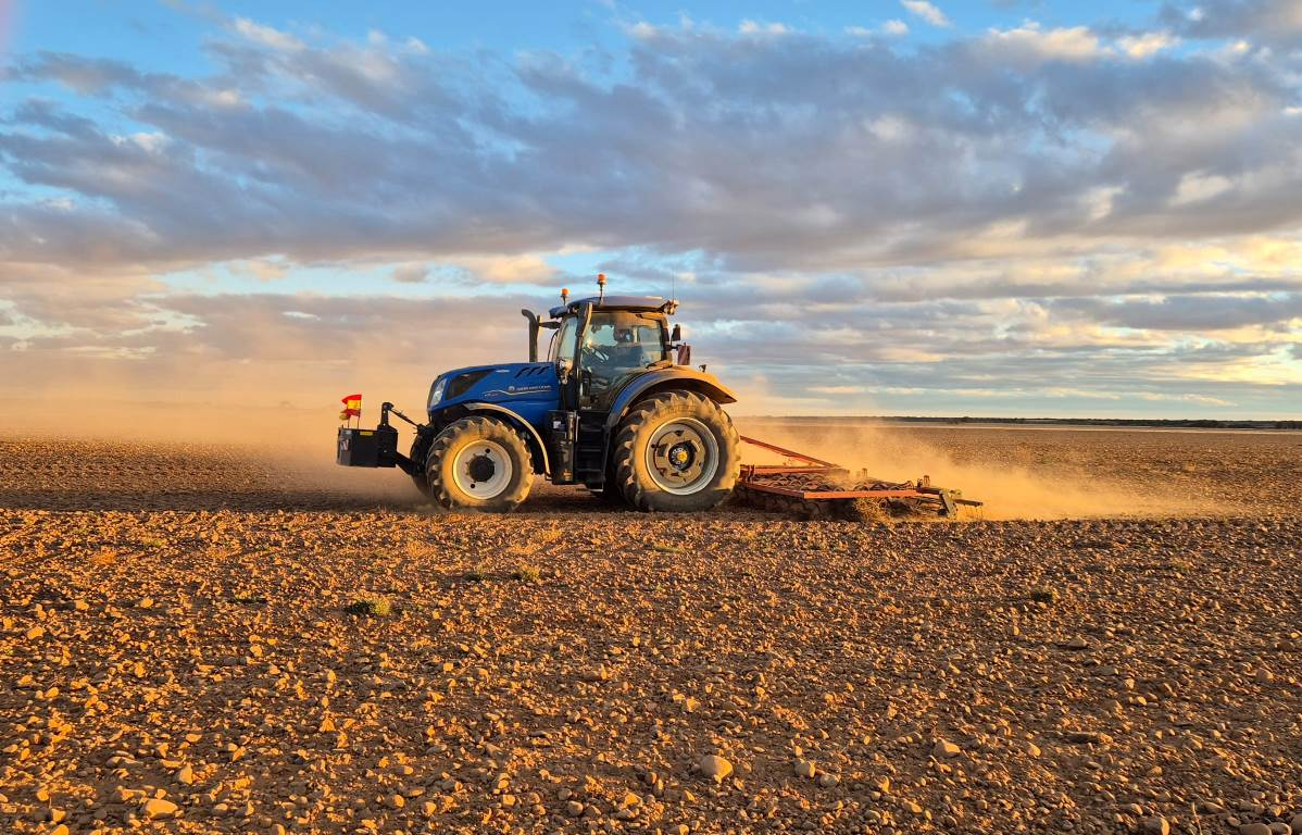 Aún estás a tiempo para pedir las ayudas para la modernización y el relevo generacional del campo