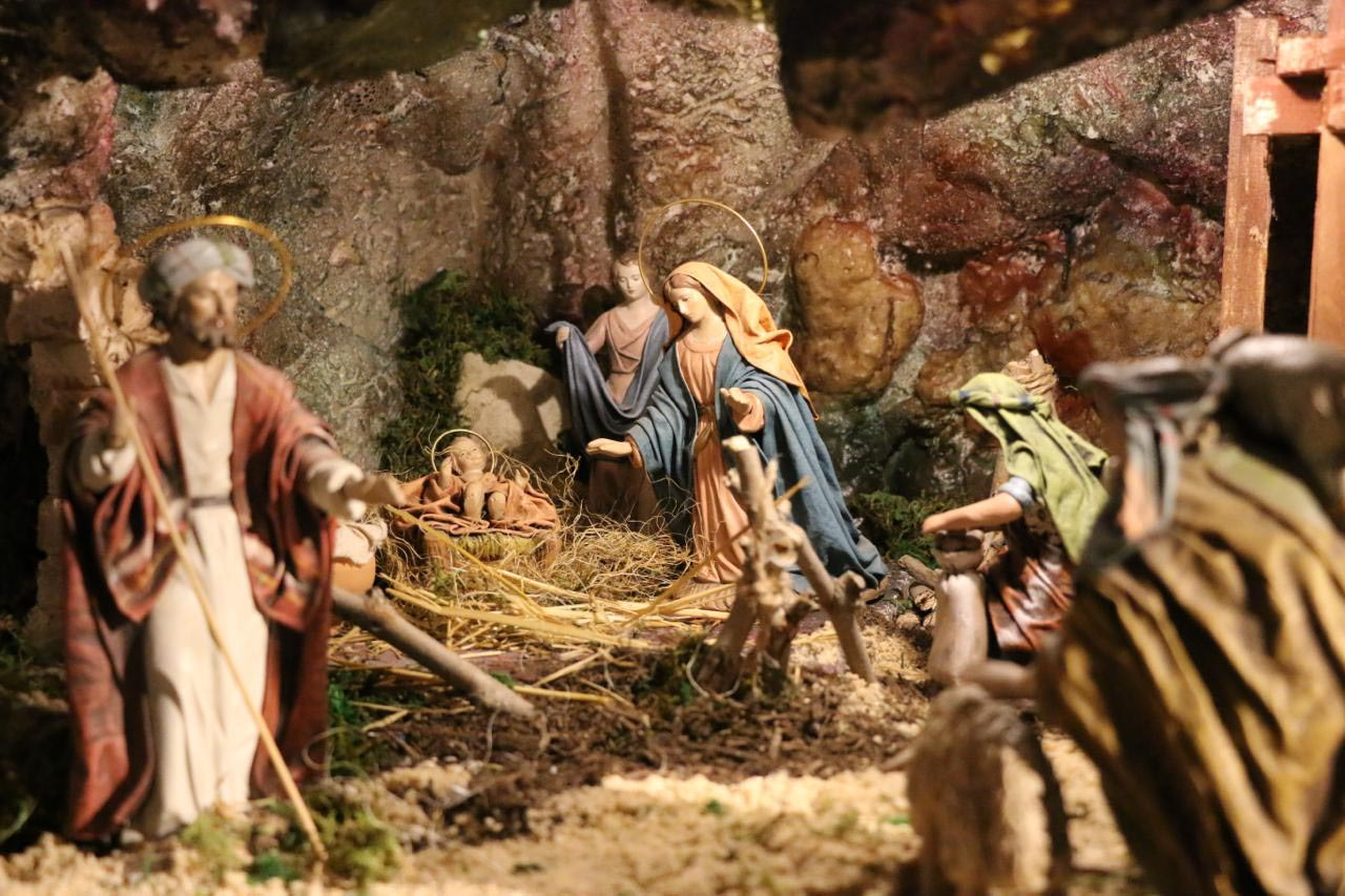 El Ayuntamiento de Salamanca organiza un taller de belenes para adultos para preservar la tradición navideña