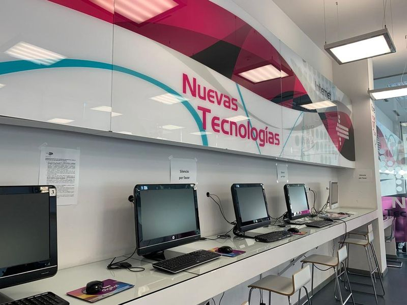 Del certificado digital al ChatGPT: así son los nuevos cursos tecnológicos y gratuitos de la Junta