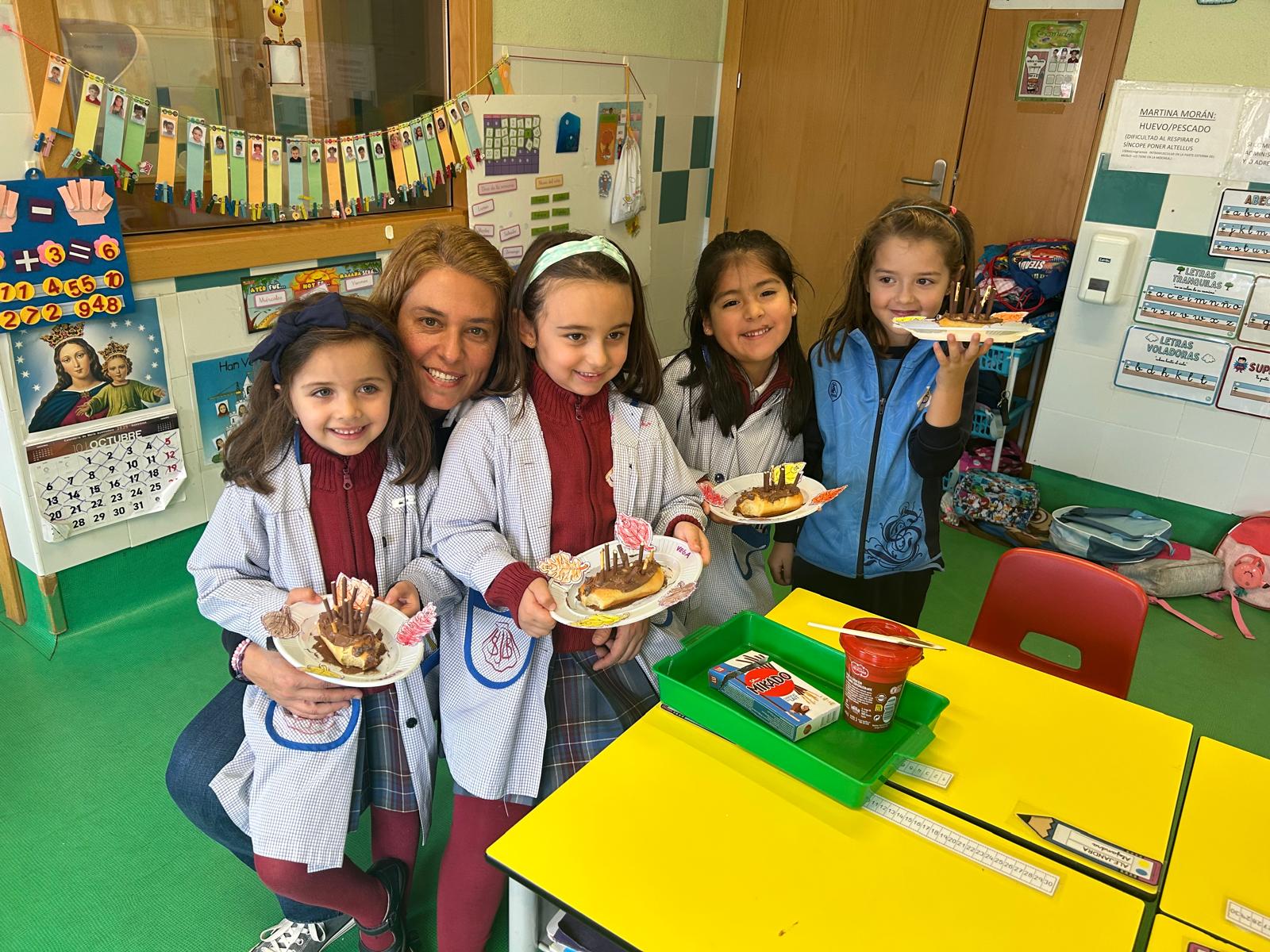FOTOS | El Colegio San Juan Bosco une a familias y alumnos en un taller de cocina sobre el otoño