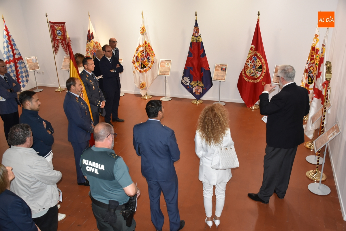 Una muestra repasa las banderas de España desde los Reyes Católicos hasta la actualidad