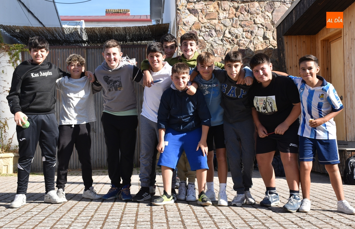 Eh, sácanos una foto: Al completo