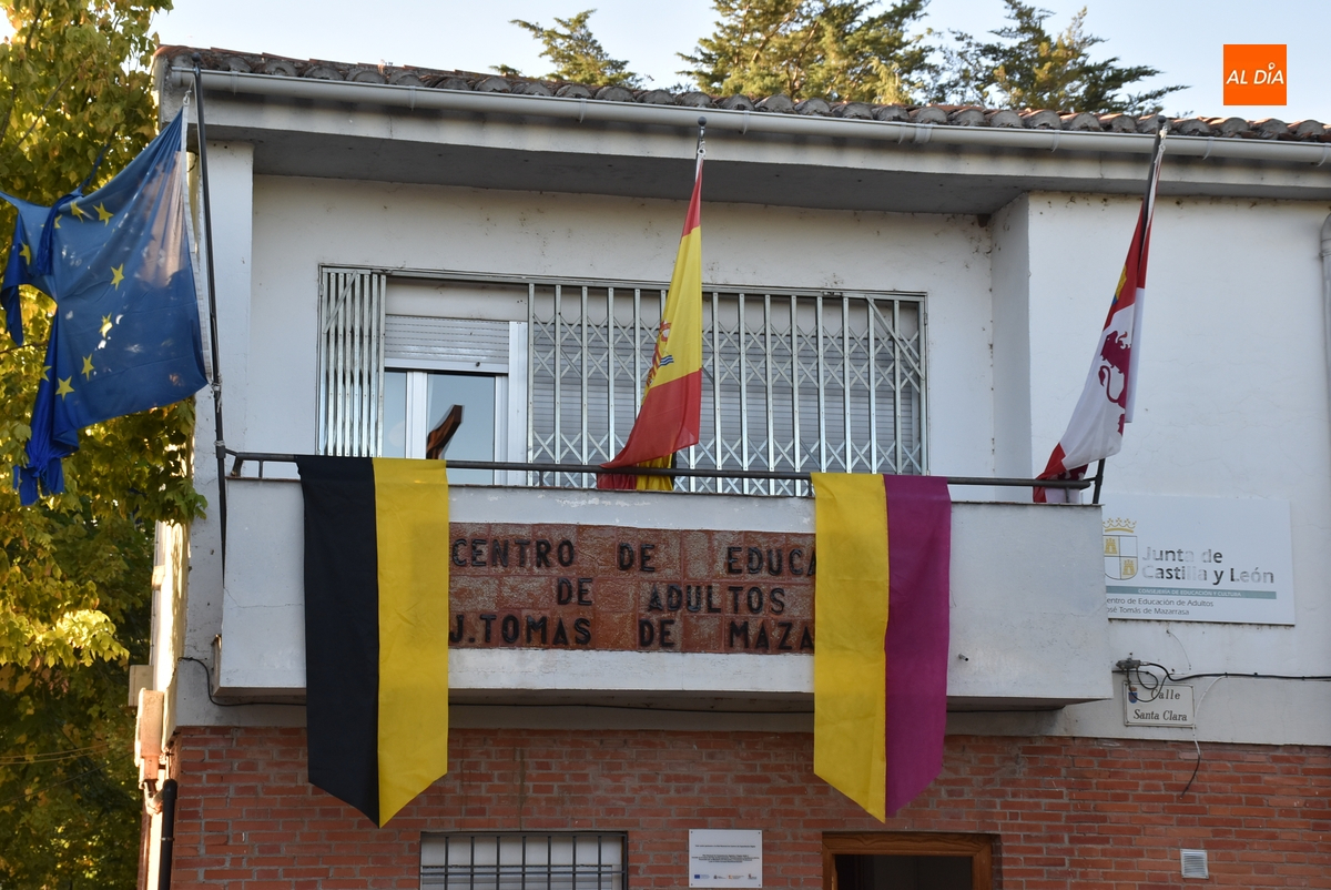 La Escuela de Adultos oferta las últimas plazas para el grupo de tarde de Informática Básica