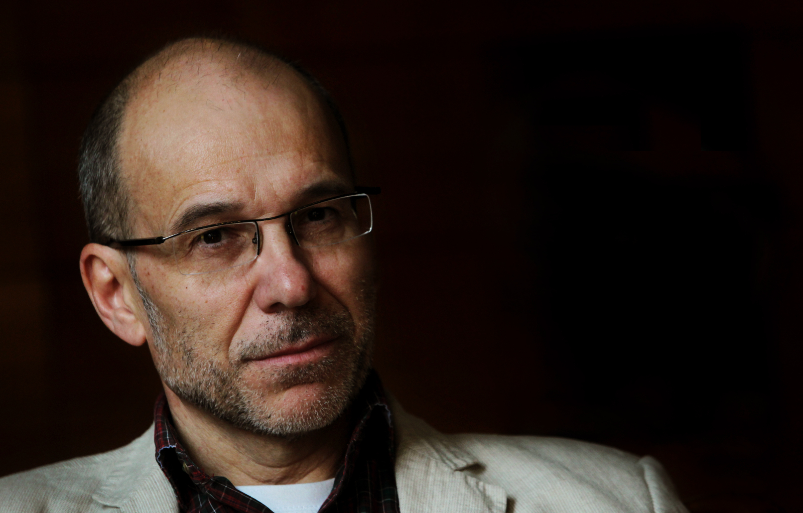 Eugenio Fuentes publica el último volumen de su serie policíaca pleno de temas muy actuales