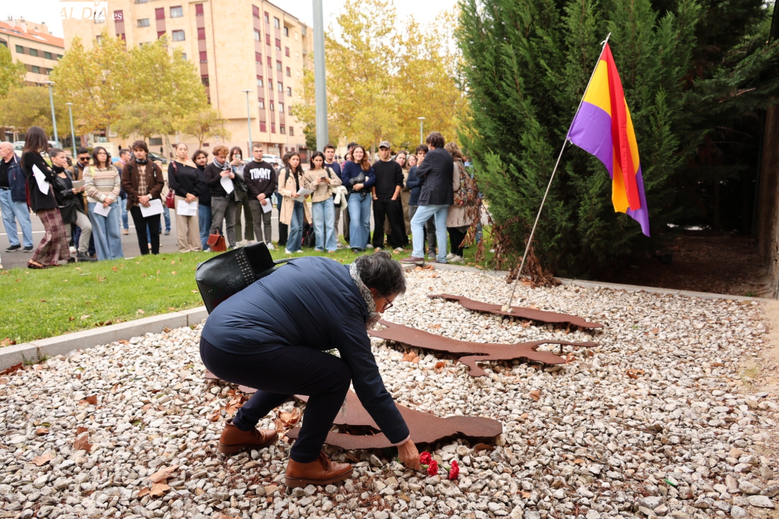 FOTOS | Salamanca recuerda a los 15 fusilados en la tapia del cementerio el 23 de octubre de 1936