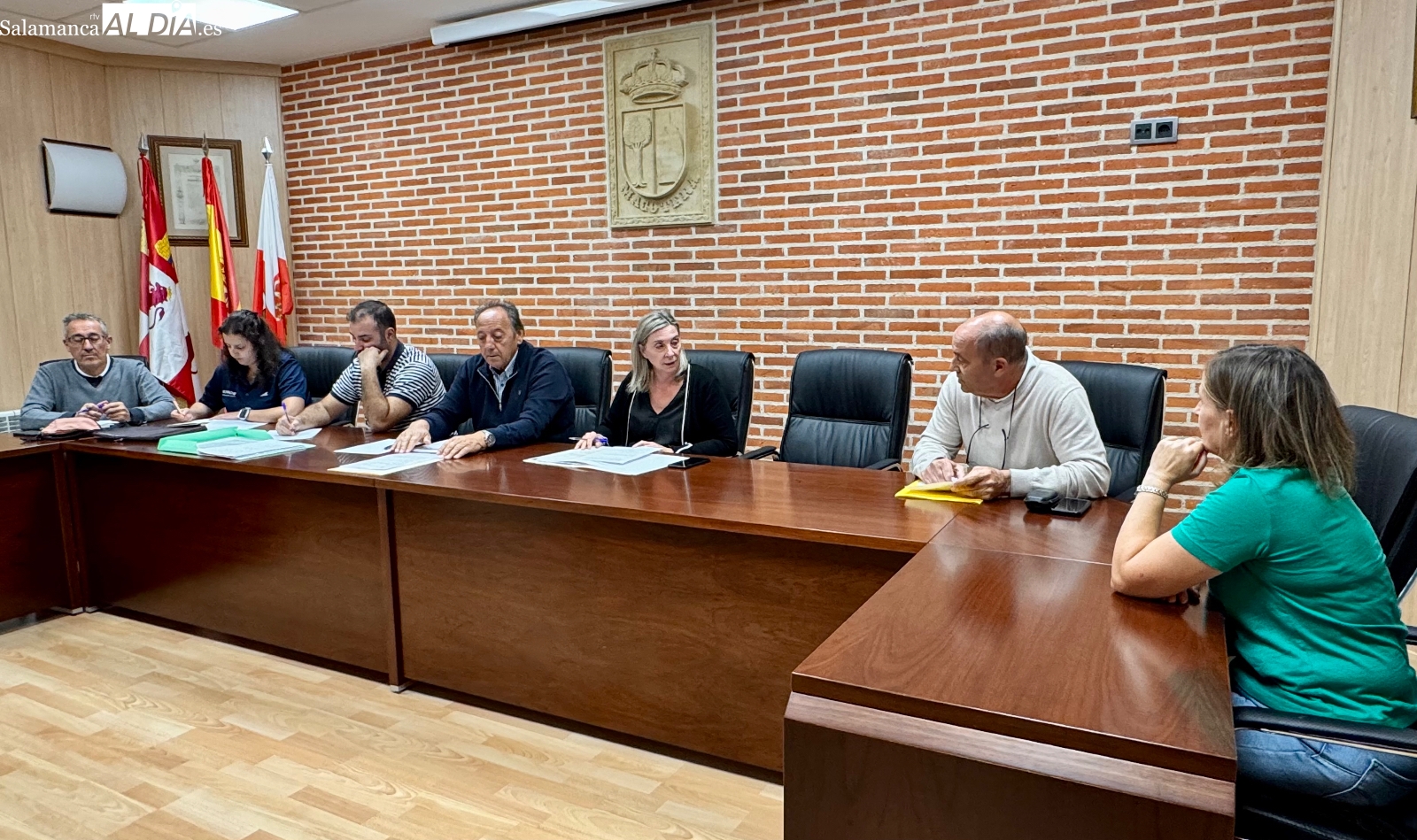 Macotera aprueba la llegada de una nueva jueza de paz sustituta y avanza cambios en los costes por la recogida de basuras