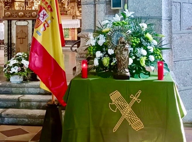 La Guardia Civil de Peñaranda y Macotera celebran en sus localidades a su patrona, la Virgen del Pilar