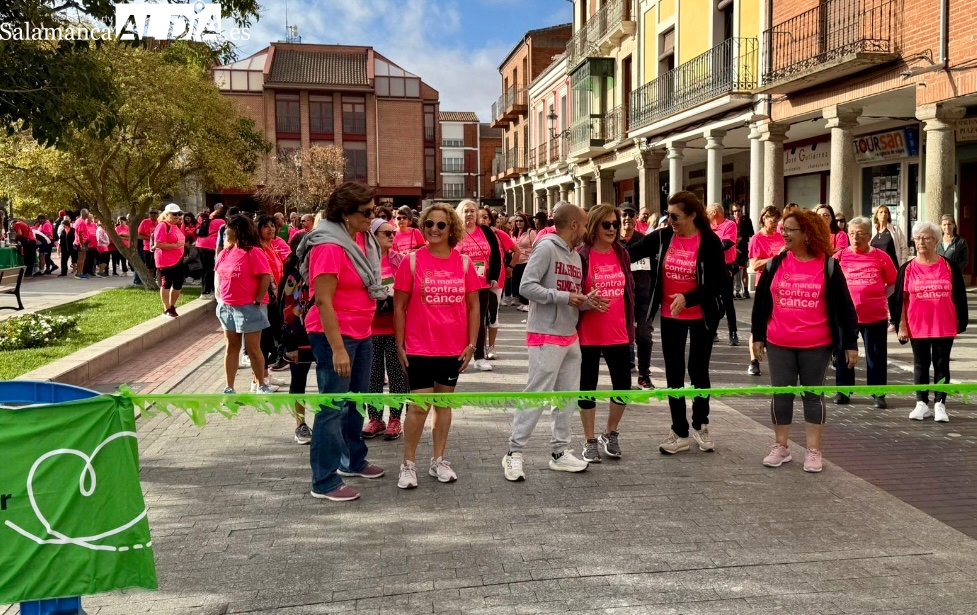 Éxito rotundo en la marcha contra el cáncer: la solidaridad vecinal recauda 5.360 euros