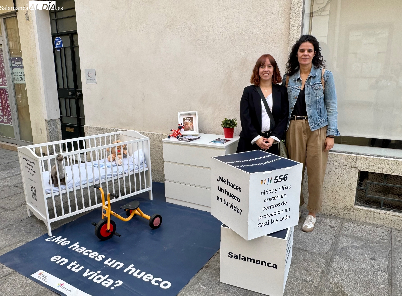 Cruz Roja trae a Peñaranda la campaña que busca familias de acogida temporales