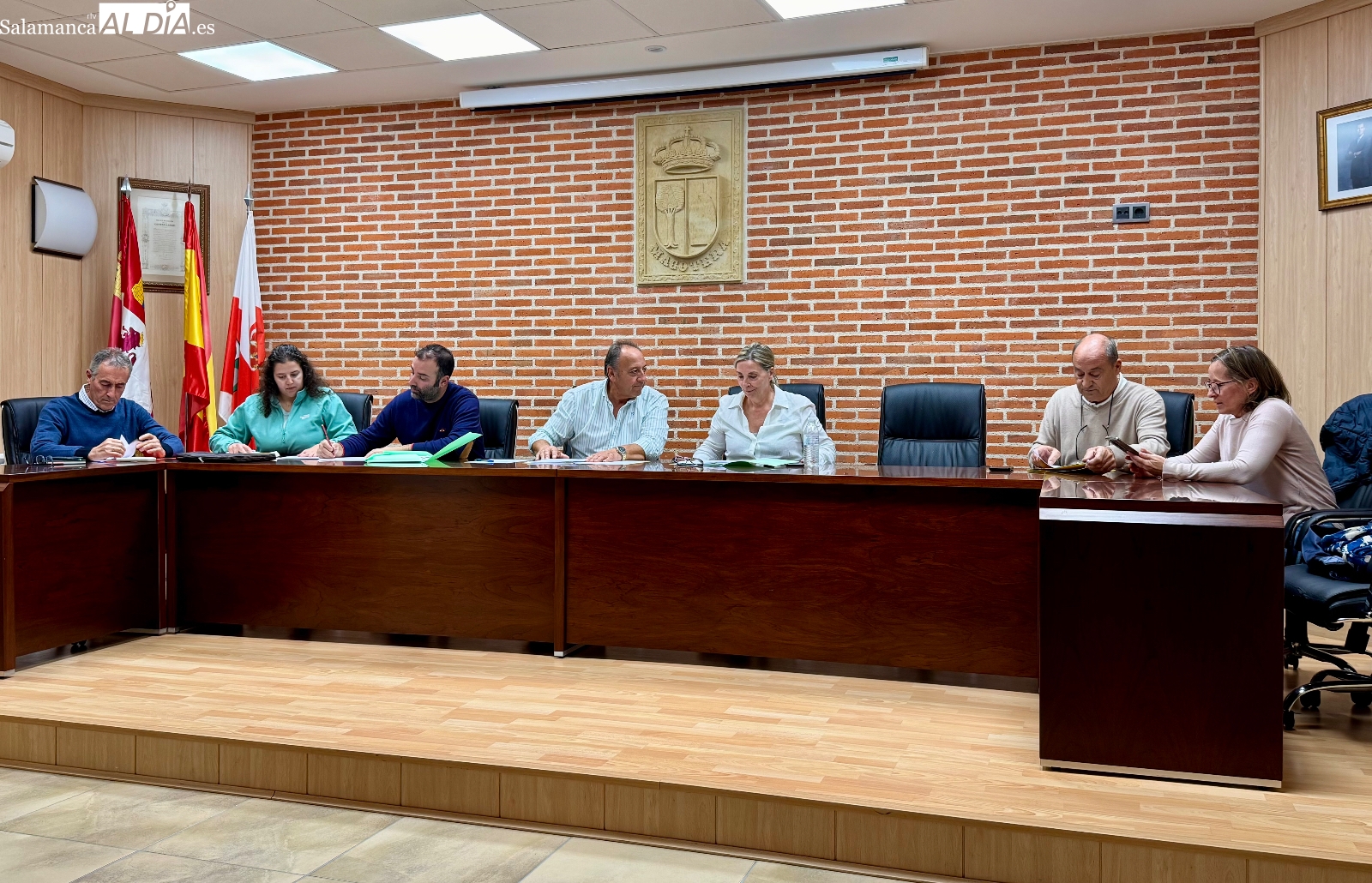 Macotera, obligada a subir 9 euros al semestre la tasa de recogida de basuras debido al aumento de los costes