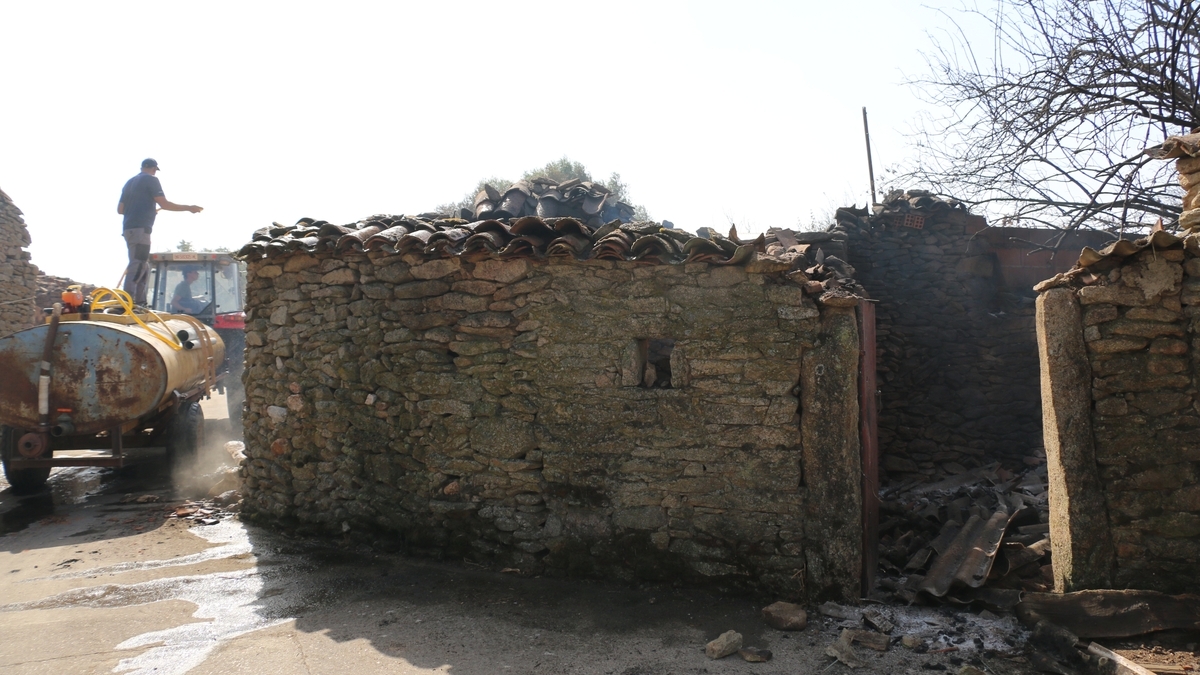 La Junta anuncia un nuevo paquete de ayudas por los incendios mientras los afectados de Vitigudino y Ledesma siguen esperando una visita oficial