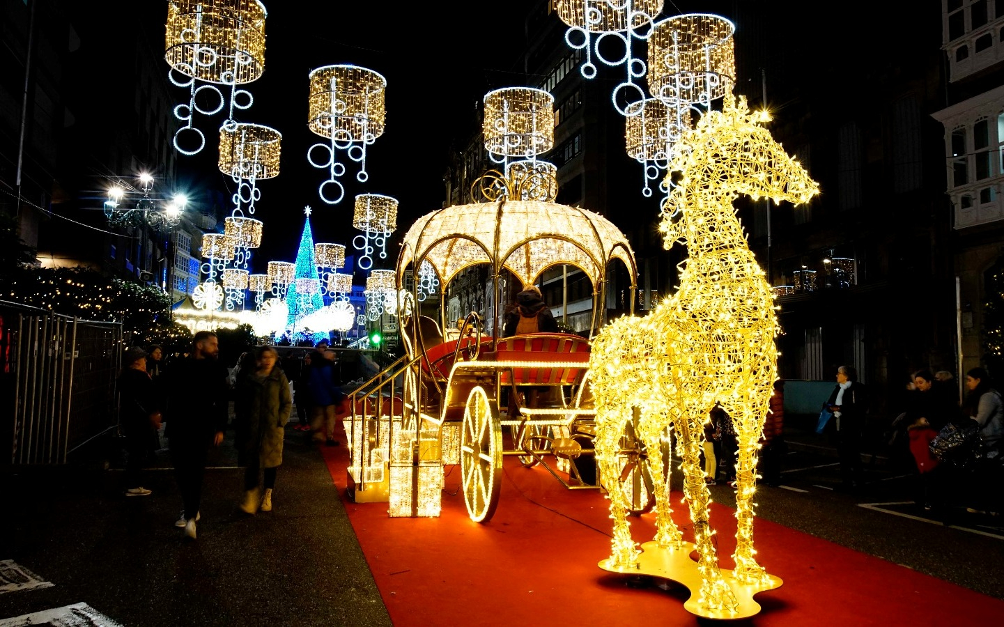 Charco Palo organiza una excursión para ir desde El Payo a ver las luces navideñas de Vigo