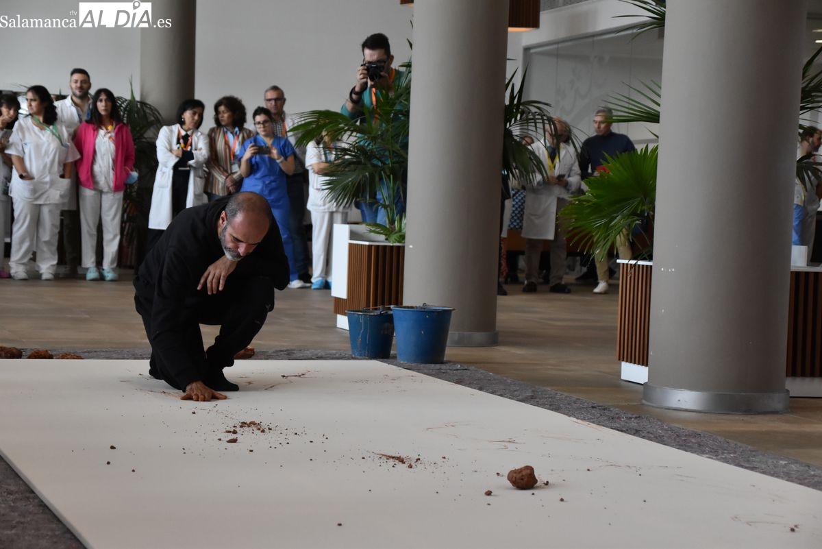 VÍDEO y FOTOS | El legado de un paciente anónimo se transforma en música y arte en el Hospital de Salamanca