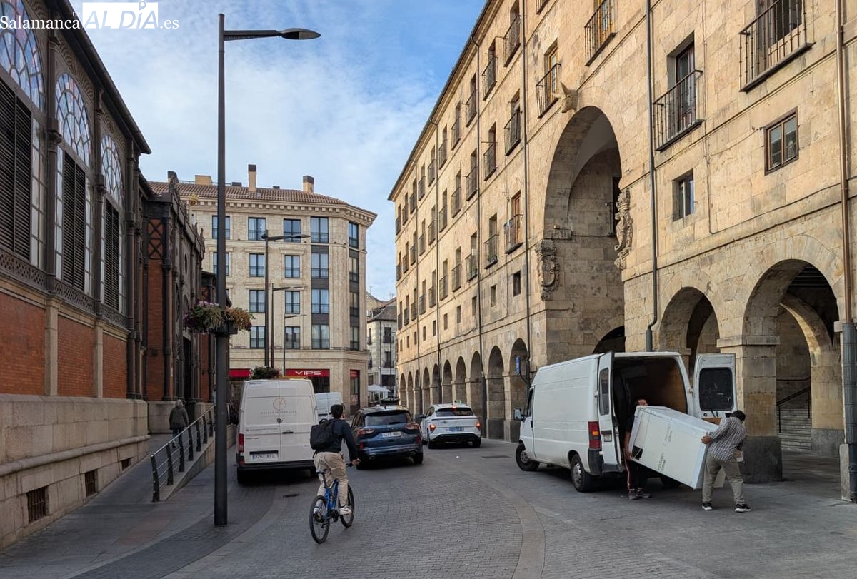 El PSOE exigirá la vuelta inmediata de los autobuses a la Plaza del Mercado