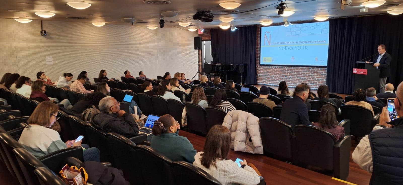 Salamanca despliega su oferta para el estudio del español en Estados Unidos