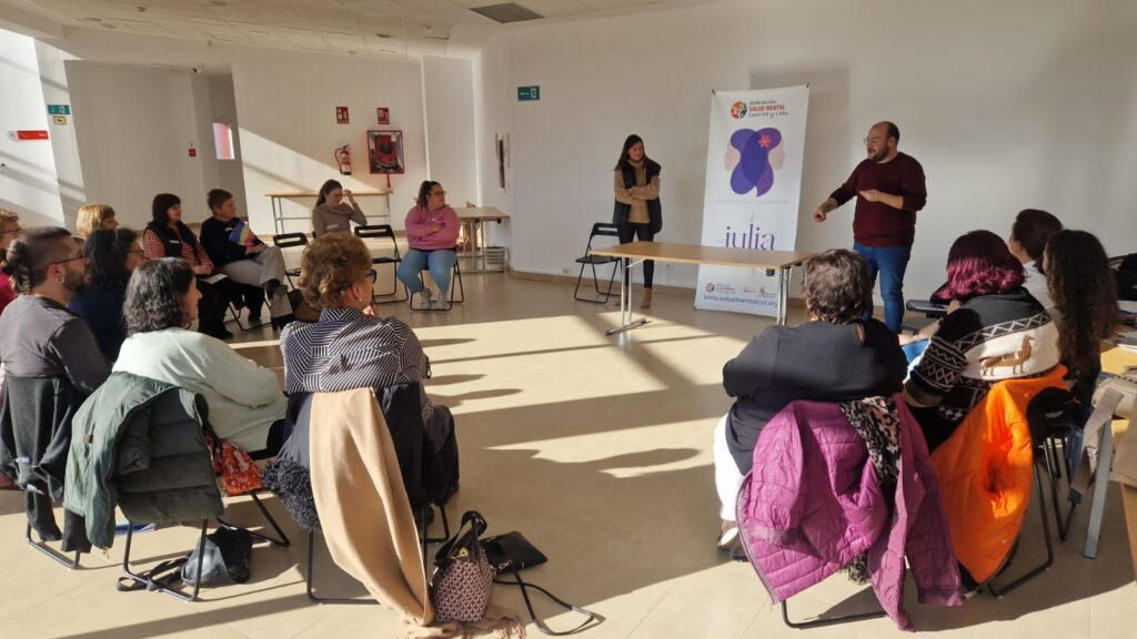 El Proyecto JULIA crea en Villamayor redes de apoyo para la salud mental de la mujer rural