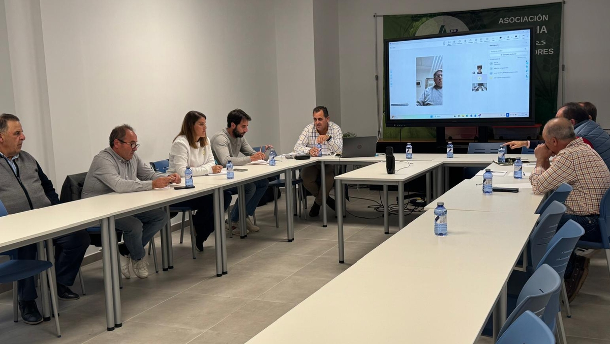 El sector bovino pide en Salamanca flexibilizar la lucha contra la Dermatosis Nodular