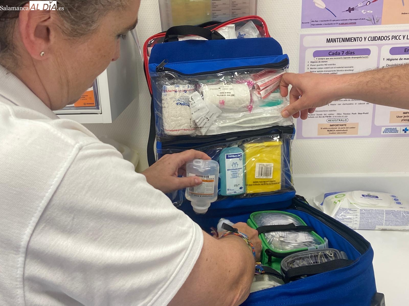 El hospital móvil: así son el coche y la mochila del equipo de HAD