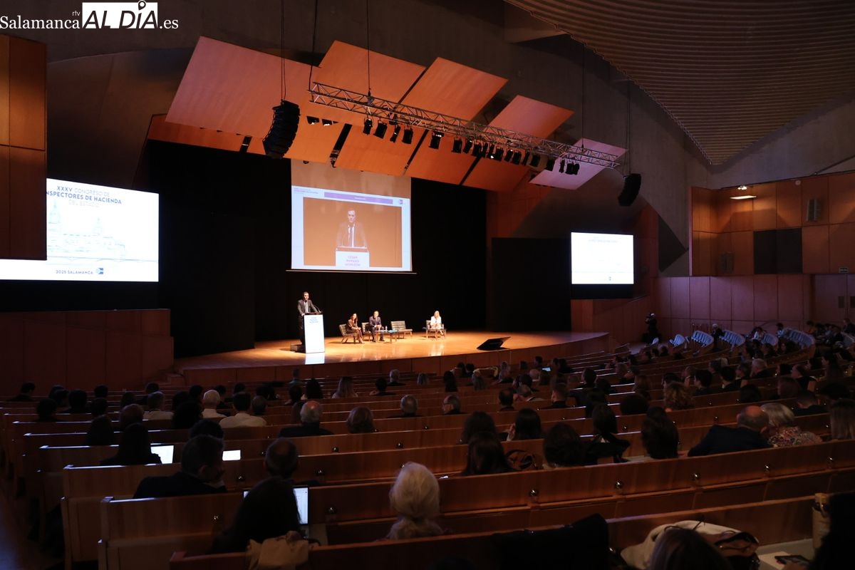 FOTOS | Más de 600 inspectores de Hacienda debaten en Salamanca sobre el futuro del sistema tributario