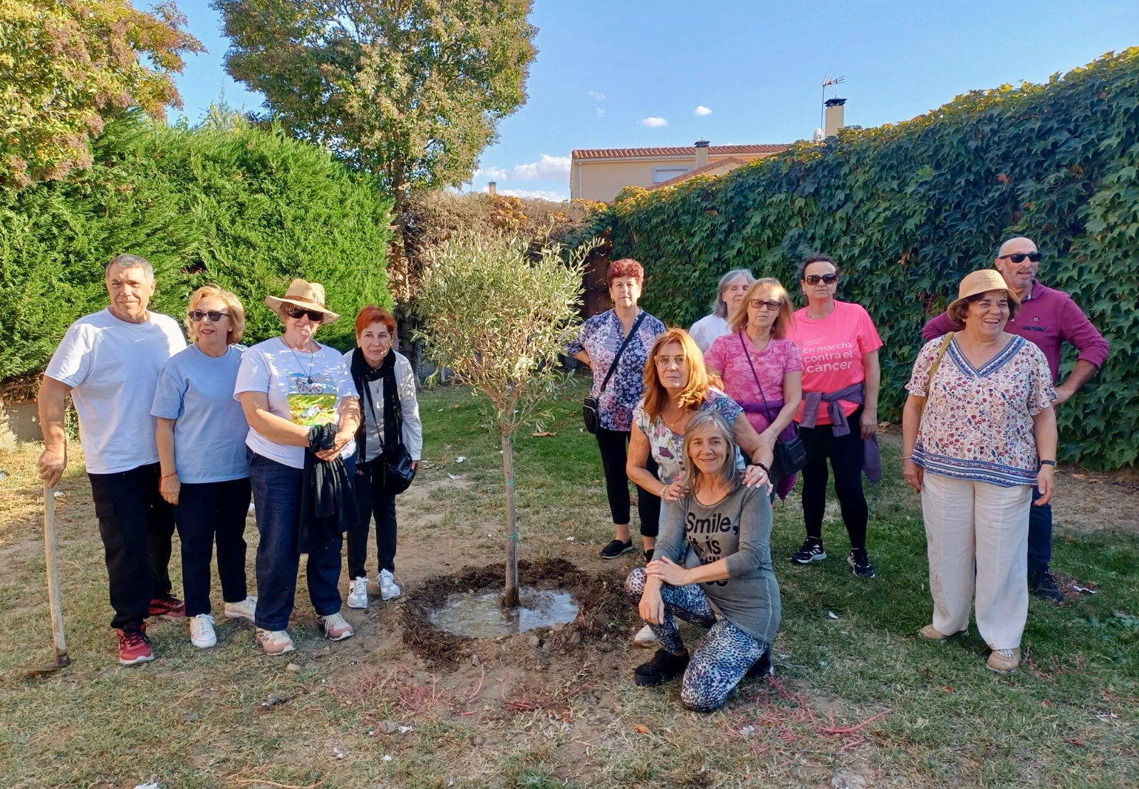 Macotera celebra el Día de la Mujer Rural  plantando un árbol como símbolo de futuro