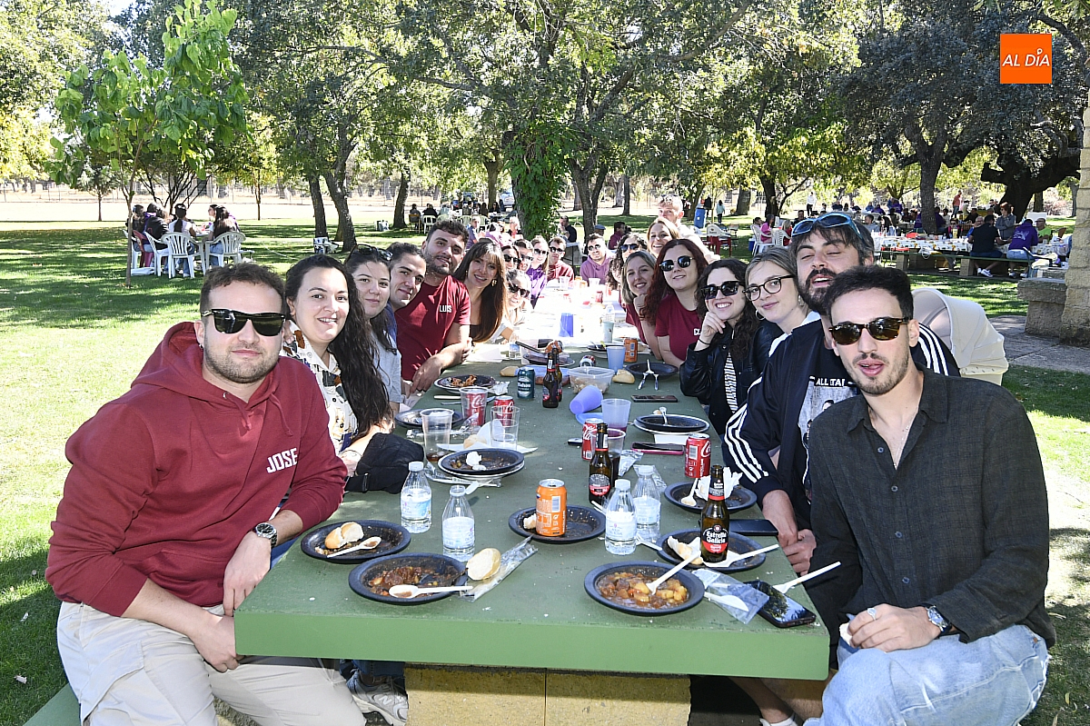Una caldereta popular pone el broche final a las fiestas de La Galga en Alba de Yeltes