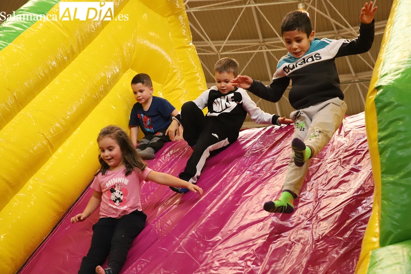 La diversión infantil se desborda en Alba de Tormes 