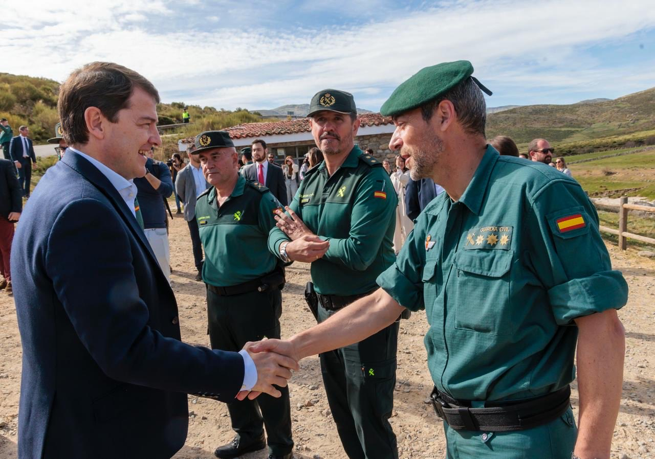 Mañueco elogia a los 7.000 agentes de la Guardia Civil en Castilla y León: Siempre al servicio de las personas y del medio rural
