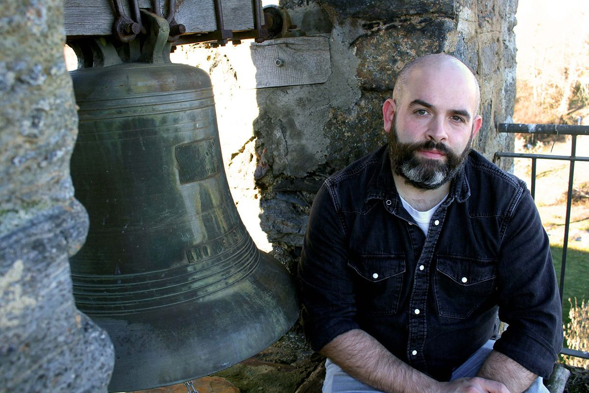 La bandera en la cumbre, una historia política del montañismo escrita por Pablo Batalla Cueto