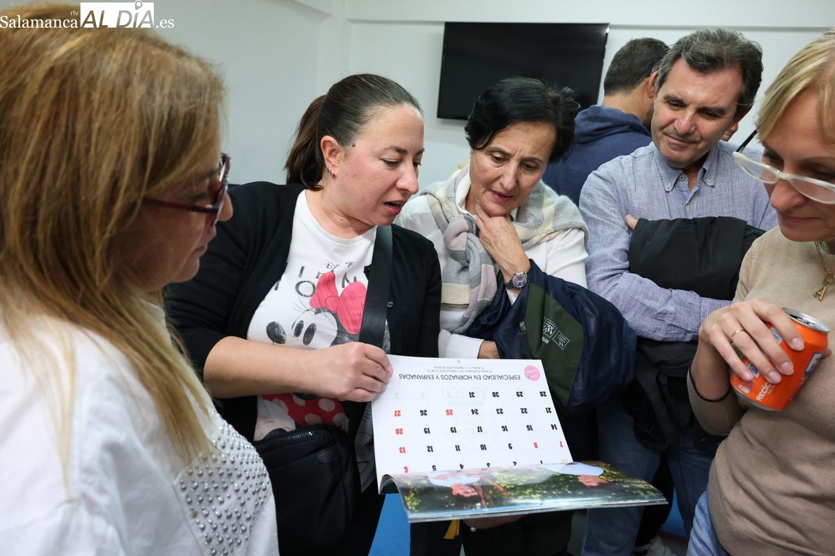 Las enfermedades raras, protagonistas del nuevo calendario solidario de AERSCYL en Salamanca
