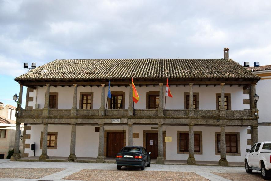 Unanimidad entre PP y PSOE de Fuenteguinaldo para reducir el IBI del 0,56% al 0,50%