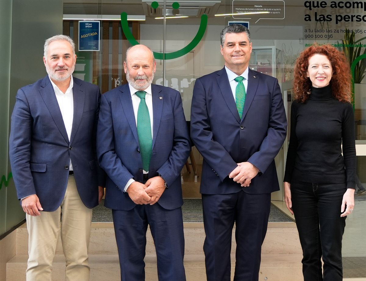 Caja Rural y la AECC refuerzan su alianza para llevar la atención oncológica al medio rural