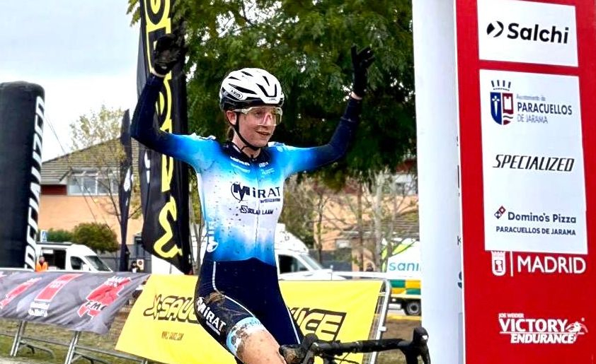 Loira Blázquez y Laida Hierro suman dos nuevas victorias para el Mirat Team