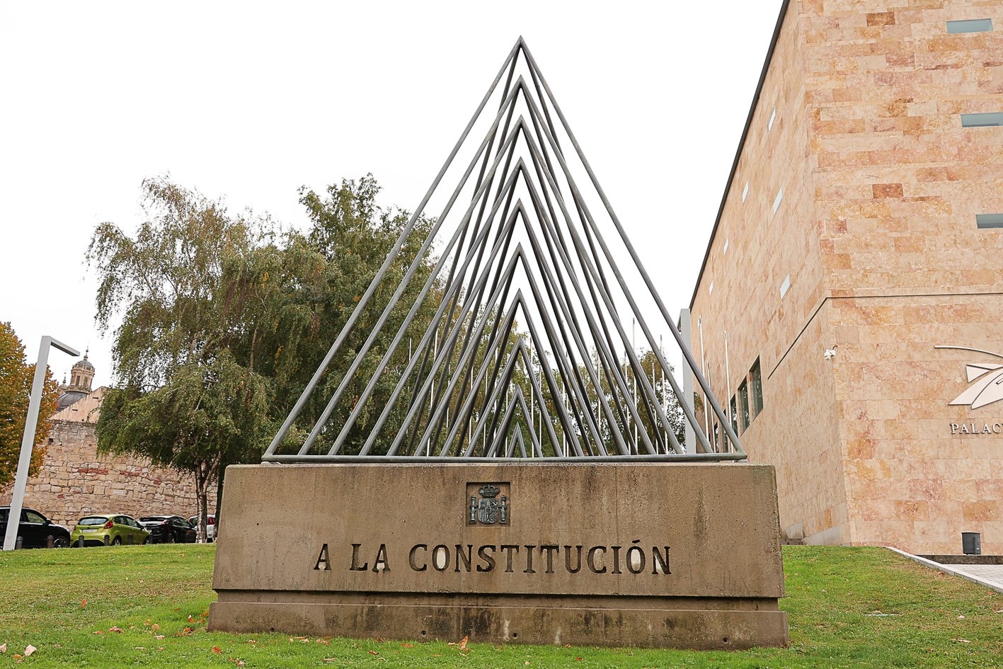 La historia del monumento ‘A la Constitución’ hasta encontrar su lugar ideal en Salamanca
