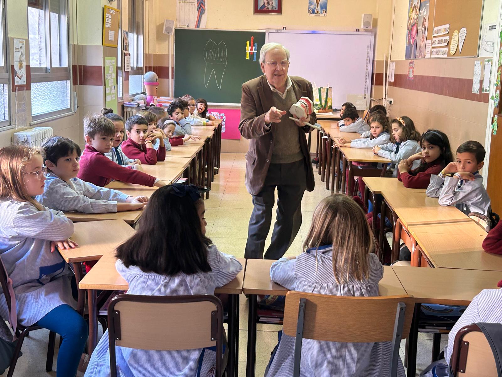 Juegos y dinámicas para enseñar a los más pequeños la importancia de la higiene bucal 