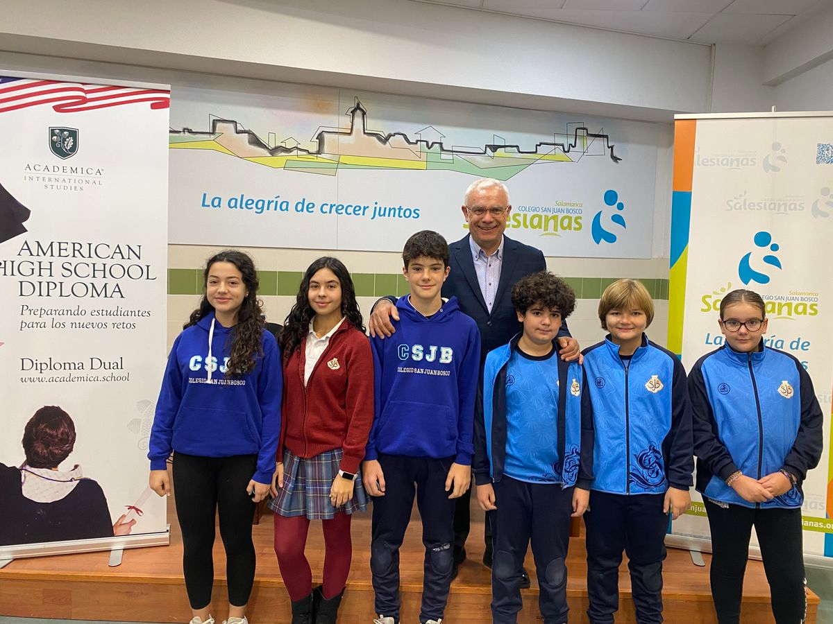 El Colegio San Juan Bosco entrega los certificados de Cambridge a sus alumnos