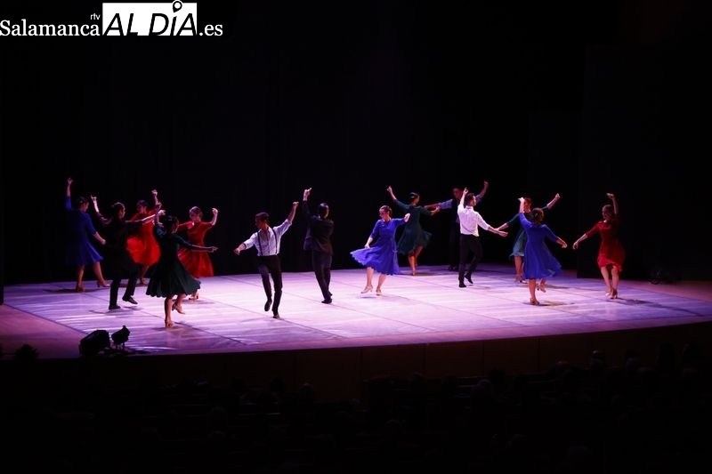 La danza se une en Salamanca para apoyar a los enfermos de esclerosis múltiple en una gala benéfica