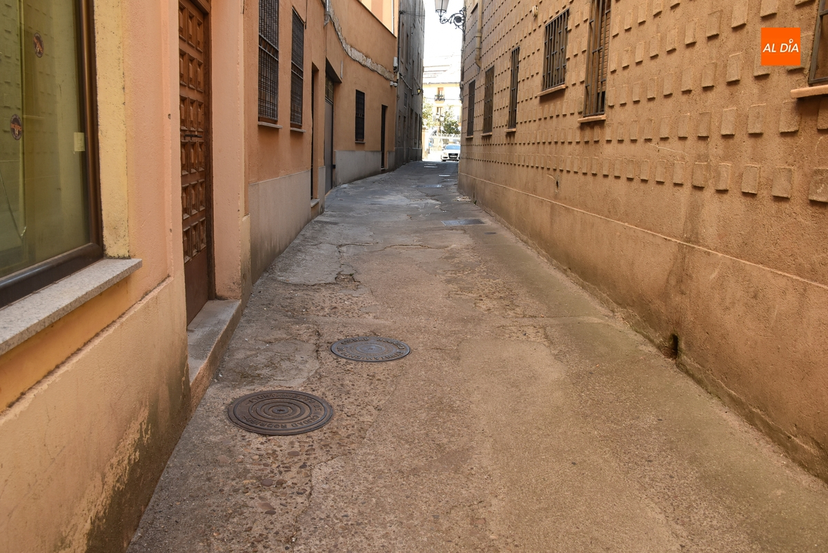 Adjudicada por el precio de salida la reforma íntegra de la calle Almendro y la 1ª fase de Sepulcro