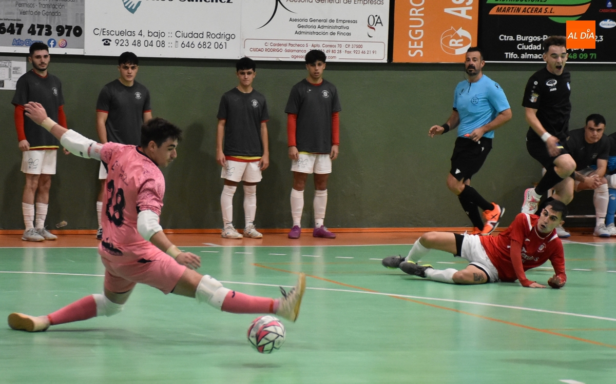Insólito 0-0 entre el III Senior y el FS Salamanca B tras un intensísimo partido