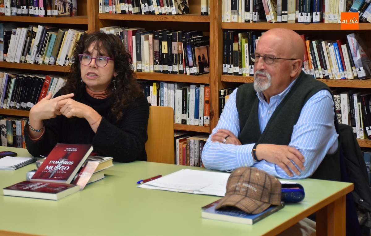 Bernardo M. Sagrado presenta en Mirolibro ‘Hombres de Musgo. Las dagas sacras’